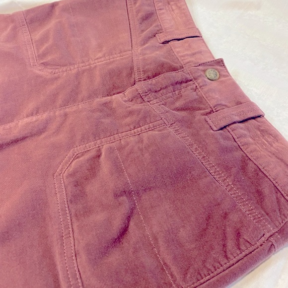 Athleta crushed velvet skirt. Size 6 very good condition. - Picture 4 of 14